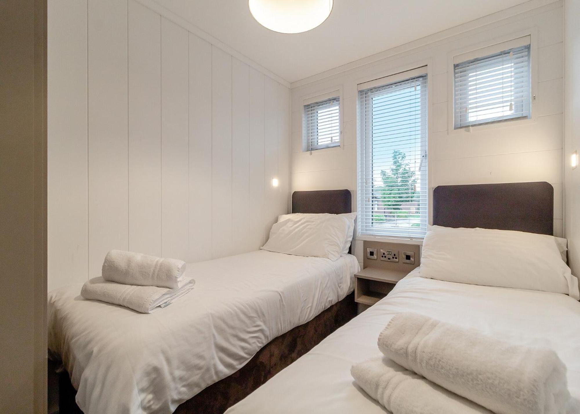 Norfolk Woods Resort&Spa Narborough  Eksteriør billede