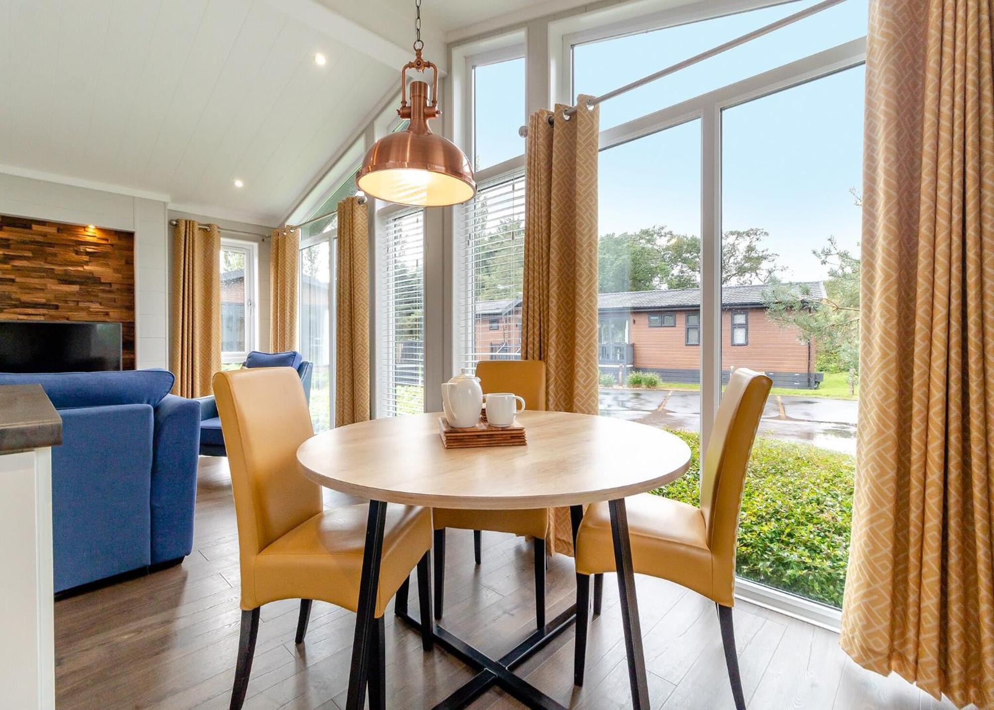 Norfolk Woods Resort&Spa Narborough  Eksteriør billede